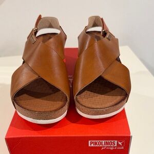 PIKOLINOS Mahon Brown Leather Sandals. Size 41